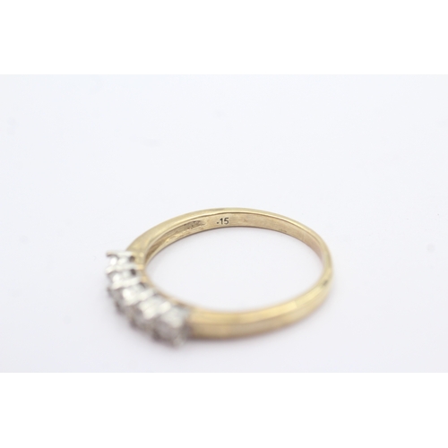 34 - 9ct gold diamond half eternity ring (3g) Size T