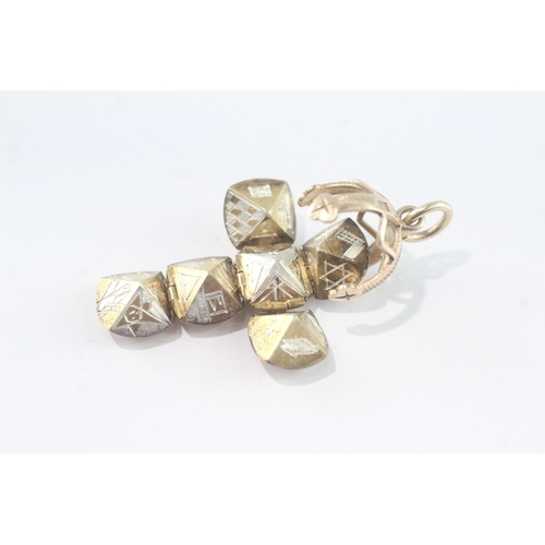 148 - 9ct gold & silver masonic ball charm (7.5g)