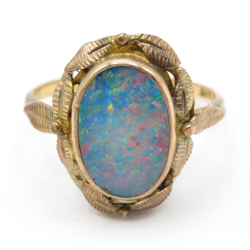38 - 9ct gold opal doublet ring (2.2g) Size M 1/2