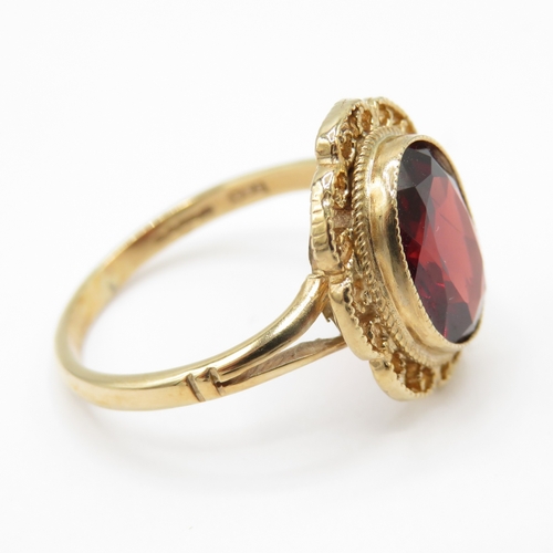 4 - 9ct Gold Birmingham 1987 Garnet Ring (2.7g) Size L 1/2