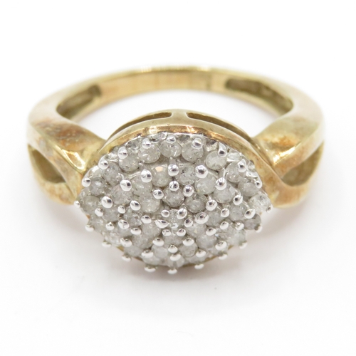 59 - 9ct gold diamond cluster ring (4.1g) Size P