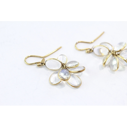 37 - 15ct gold moonstone chandelier earrings (2.9g)