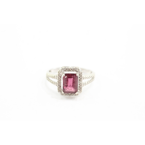 40 - 9ct gold garnet diamond rectangle halo ring (2.5g) Size N