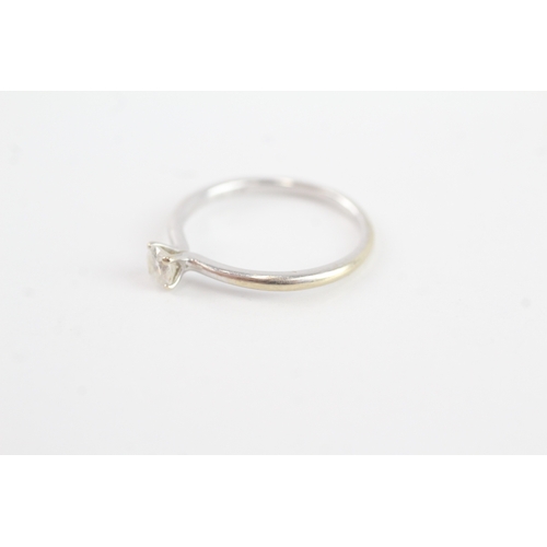 54 - 18ct white gold diamond solitaire ring (1.6g) Size L