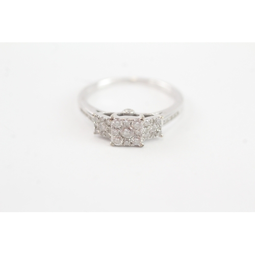 56 - 9ct gold diamond ring (2.5g) Size M