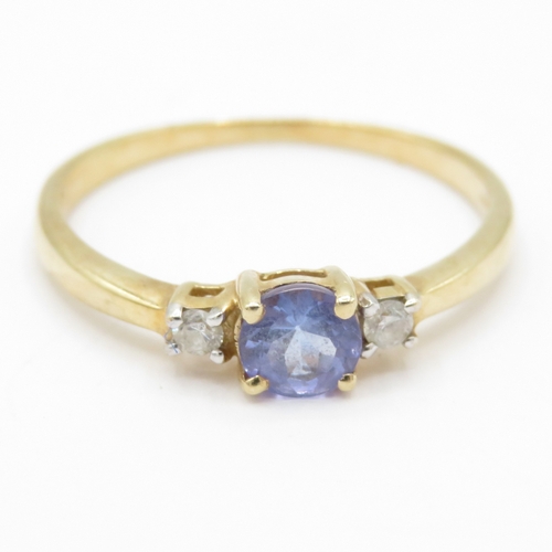 53 - 14ct gold diamond tanzanite three stone (1.6g) Size O
