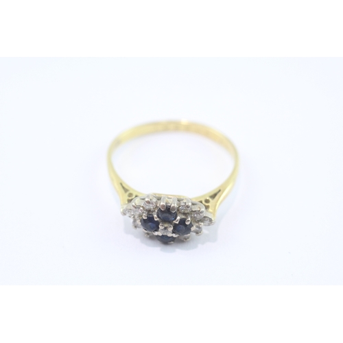 27 - 18ct gold sapphire diamond cluster ring (3g) Size P