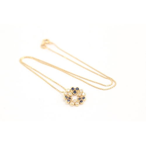 41 - 18ct gold sapphire diamond heart cluster pendant necklace (3.4g)