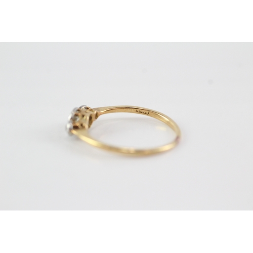 46 - 18ct gold platinum old cut diamond three stone ring (1.5g) Size M