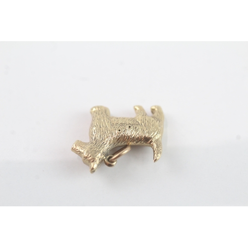 50 - 9ct gold dog charm (1.1g)