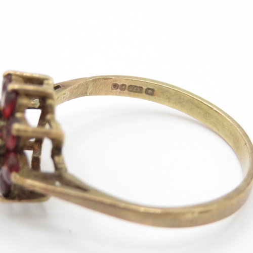 13 - 9ct Gold Garnet Floral Halo Ring (1.7g) Size M 1/2