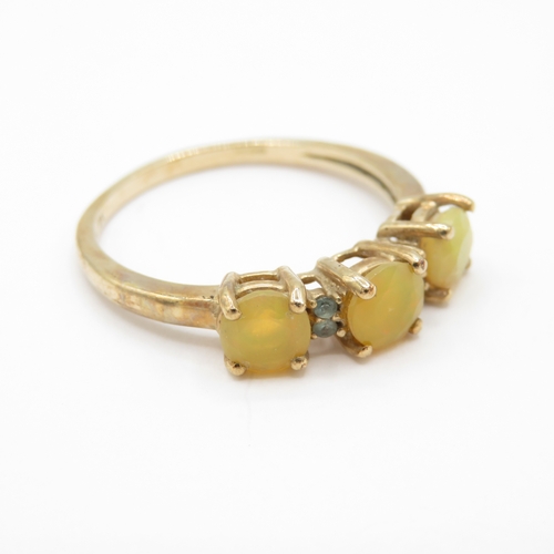 17 - 9ct Gold Opal and Green Gemstone Dress Ring (2.5g) Size S