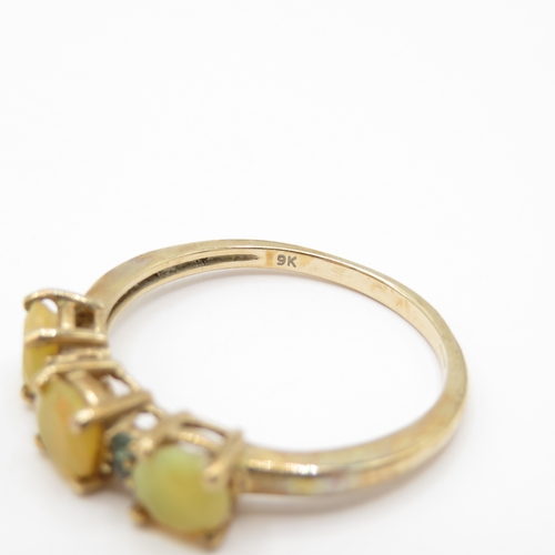 17 - 9ct Gold Opal and Green Gemstone Dress Ring (2.5g) Size S