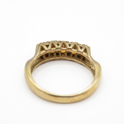 24 - 9ct Gold Citrine Five Stone Ring (3.4g) Size N