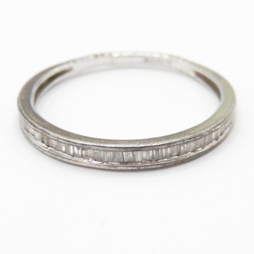 35 - 9ct White Gold Diamond Half Eternity Ring (1.2g) Size P