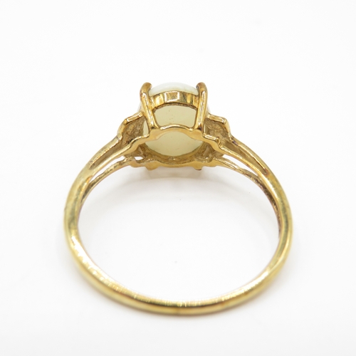 39 - 9ct Gold Opal and Diamond Dress Ring (2g) Size R