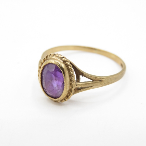 45 - 9ct Gold Amethyst Solitaire Ring (1.4g) Size O 1/2