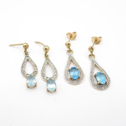 2 x 9ct Gold Topaz Drop Earrings (3.5g)