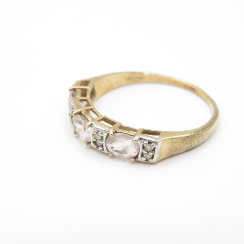 33 - 9ct Gold Morganite and White Sapphire Dress Ring (2.5g) Size R 1/2