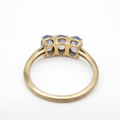 45 - 9ct Gold Tanzanite Trilogy Ring (1.6g) Size M