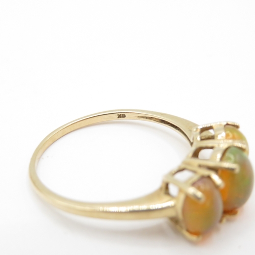 47 - 9ct Gold Opal Trilogy Ring (2.5g) Size S