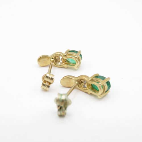 50 - 2 x 9ct Gold Emerald and Diamond Earrings (2.6g)