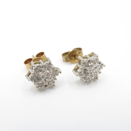 51 - 2 x 9ct Gold Diamond Cluster Stud Earrings (3.6g)