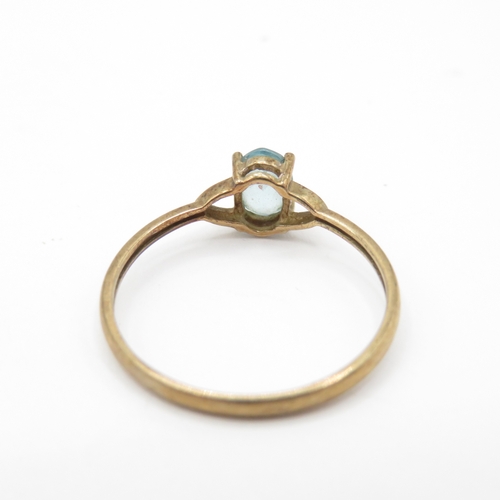 55 - 9ct Gold Blue Gemstone Solitaire Ring (1g) Size M