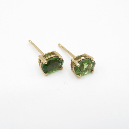 58 - 2 x 9ct Gold Chrome Diopside & Synthetic Spinel and Diamond Stud Earrings (1.9g)