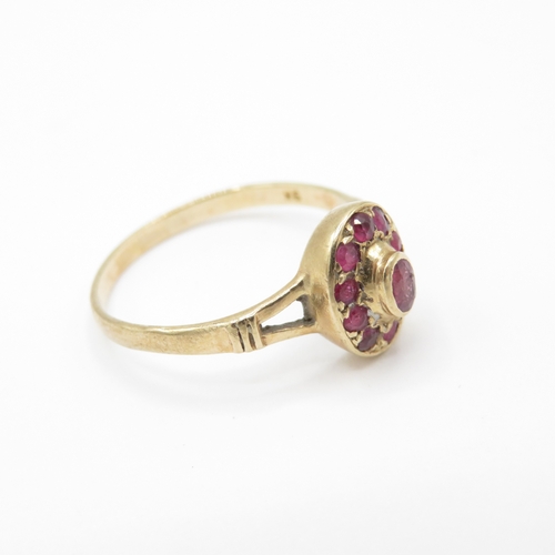 7 - 9ct Gold Ruby Halo Ring (1.5g) Size N 1/2