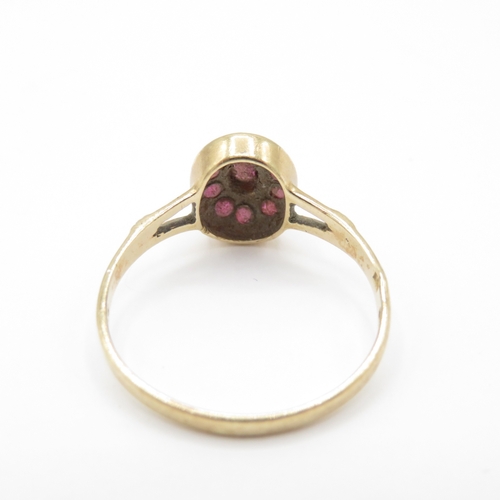 7 - 9ct Gold Ruby Halo Ring (1.5g) Size N 1/2