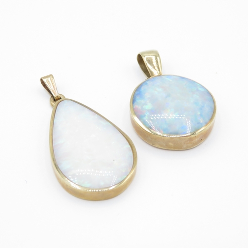 10 - 2x 9ct gold opal pendants (5.2g)