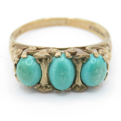 5 - 9ct gold turquoise three-stone boat ring (2.3g) Size K