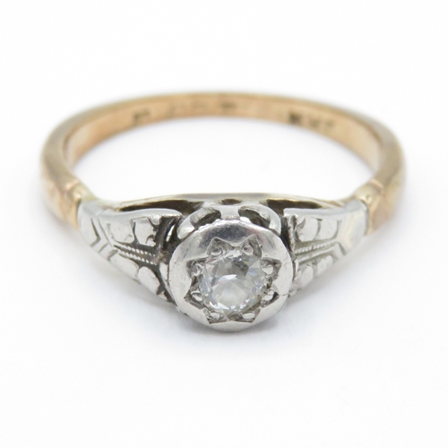 51 - 9ct gold diamond solitaire ring (2.7g) Size L