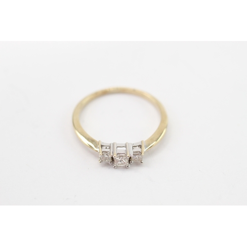 12 - 9ct gold princess cut diamond trilogy ring (1.5g) Size M