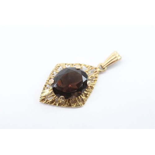 14 - 9ct gold vintage smokey quartz pendant (2.2g)