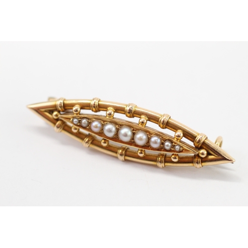 2 - 15ct gold split pearl brooch with base metal pin (3.3g)