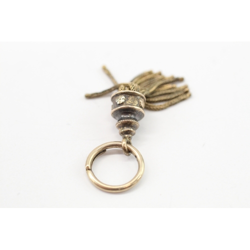 27 - 9ct gold antique tassel charm (3.9g)