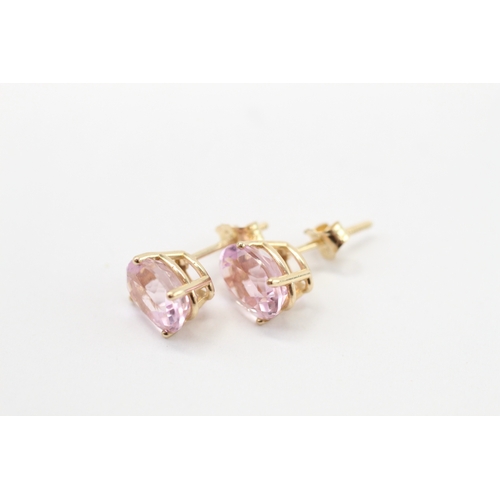 34 - 14ct gold kunzite stud earrings (1.5g)