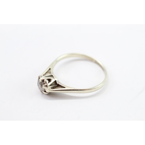 39 - 9ct gold diamond solitaire ring (1.9g) Size M