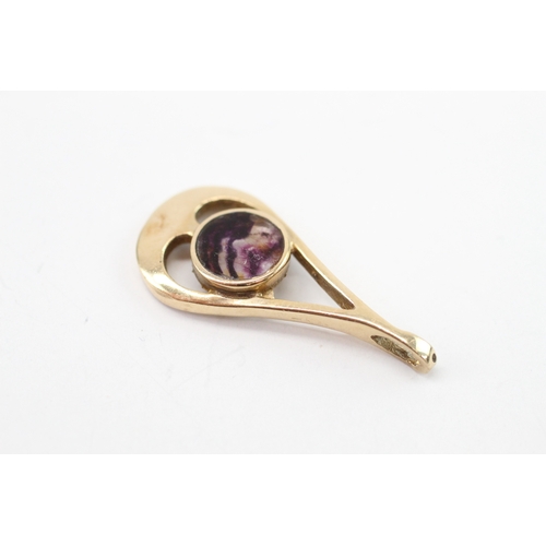 42 - 9ct gold blue john pendant (2.6g)