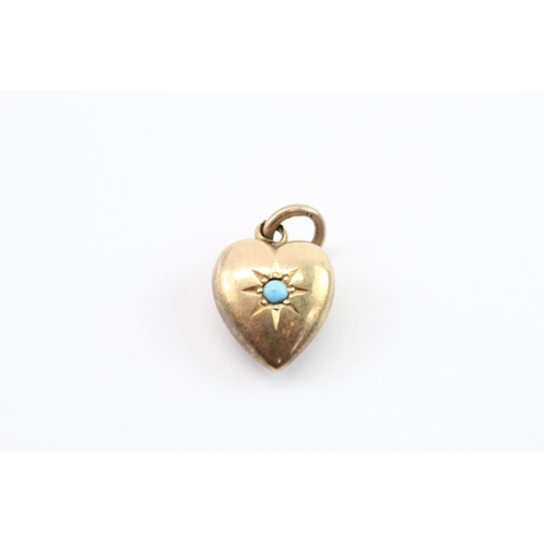 48 - 9c gold Victorian turquoise heart charm (1.1g)