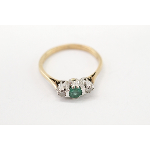 50 - 9ct gold emerald & diamond trilogy ring (2.3g) Size P 1/2