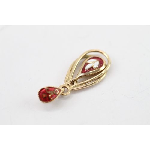 52 - 14ct gold enamel pendant (1.8g)