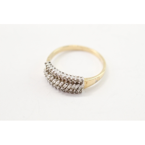 60 - 9ct gold diamond dress ring (2.3g) Size P