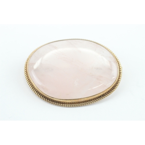 37 - 9ct gold rose quartz stone brooch (14g)
