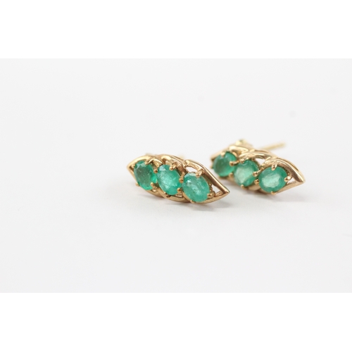 45 - 9ct gold emerald earrings (1.3g)