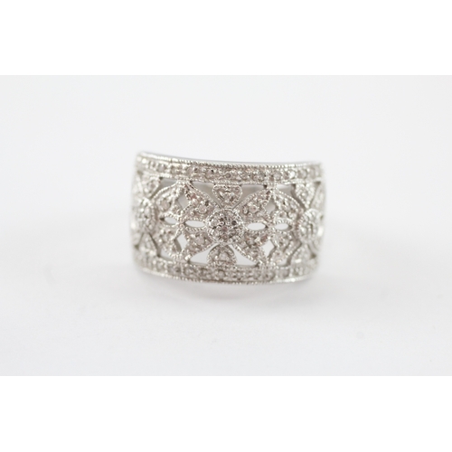 58 - 9ct white gold diamond dress ring (5g) Size O