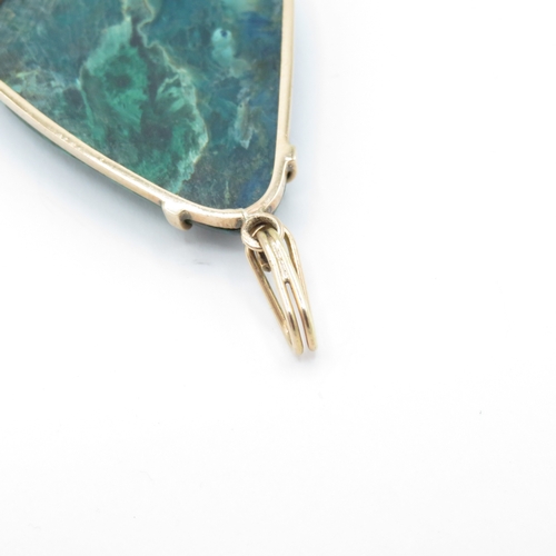 31 - 9ct gold chrysocolla pendant (8.6g)