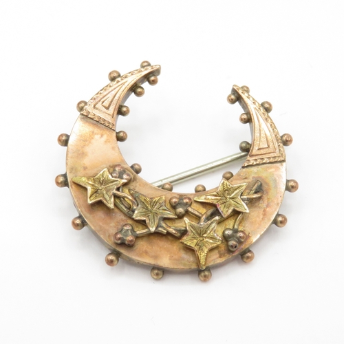 26 - 9ct gold antique crescent brooch with base metal pin (2.6g)